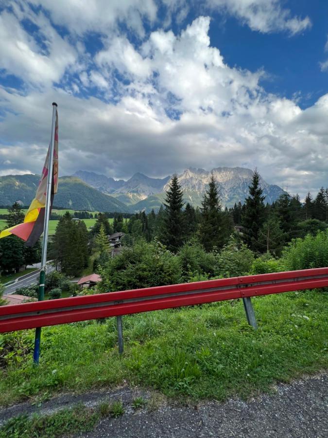 Baeckeralm - B&B 16 + Миттенвальд Экстерьер фото